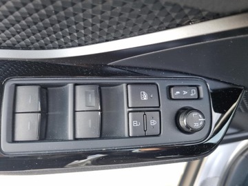 Toyota C-HR I Crossover Facelifting 1.8 Hybrid 122KM 2022 Toyota C-HR 1.8 Hybrid Style 1.8 Hybrid Style!! Sa, zdjęcie 16