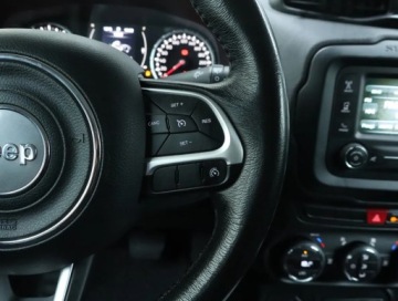 Jeep Renegade SUV 1.4 MultiAir 140KM 2016 Jeep Renegade 1.4 MultiAir, Automat, Navi, Klima, zdjęcie 19