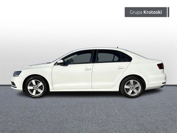 Volkswagen Jetta VI Sedan Facelifting 1.4 TSI 125KM 2016 Volkswagen Jetta 1.4TSI 125KM Comfortline (Salon P, zdjęcie 3