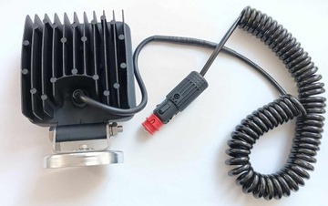 СВЕТОДИОДНАЯ АВТОМОБИЛЬНАЯ ФАРА С МАГНИТОМ, ПРИКУРИВАНИЕМ