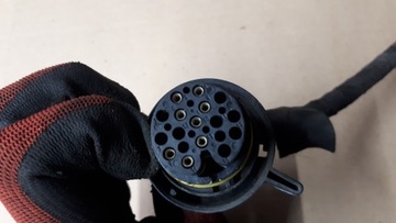 A4 B9 8W ZÁSTRČKA KONEKTOR PŘEVODOVKY 4M0973716 A5 Q7 Q5