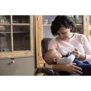 Антиколиковая бутылочка AVENT Natural Response 260мл