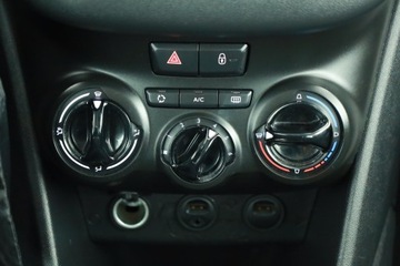 Peugeot 208 I Hatchback 3d 1.4 VTI 95KM 2012 Peugeot 208 1.4 VTi, Navi, Klima, zdjęcie 9