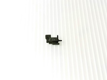 BMW E87 E90 E60 F10 F30 czujnik zawór podciśnienia 7810831 OE
