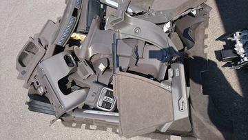 KOMPLET SEDADLA POHOVKA BOKY MACAN 95B TUNEL LOKETNÍ OPĚRKA ALCANTARA