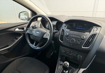 Ford Focus III Sedan Facelifting 1.0 EcoBoost 125KM 2017 Ford Focus 1.0 EcoBoost 125KM SalonPL FV23 Benzyna 125KM, zdjęcie 25