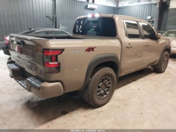 Nissan 2023 Nissan Frontier 2023 3.8 Benzyna 310KM, zdjęcie 5