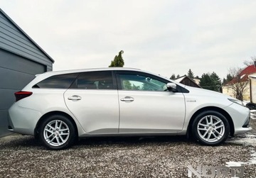 Toyota Auris II Touring Sports Facelifting 1.8 Hybrid 136KM 2017 Toyota Auris Bezwypadkowy, FV23,1.8 Automat, KredytowanieLeasing, gw.12m g, zdjęcie 1