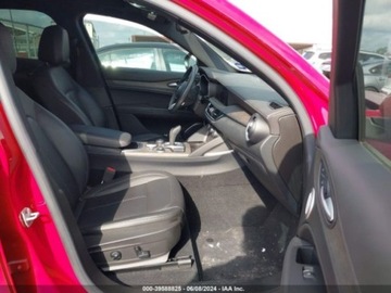 Alfa Romeo Stelvio SUV Facelifting 2.0 Turbo 280KM 2022 Alfa Romeo Stelvio 2022 Alfa Romeo Stelvio Ti AWD 2.0 Benzyna 280KM, zdjęcie 4