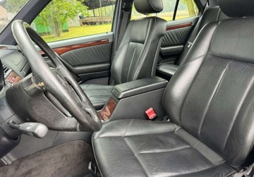 Mercedes Klasa C W202 Sedan W202 2.8 193KM 1995 Mercedes-Benz Klasa C Niski przebieg, skorzana tapicerka, klimatyzacja 2.8, zdjęcie 20