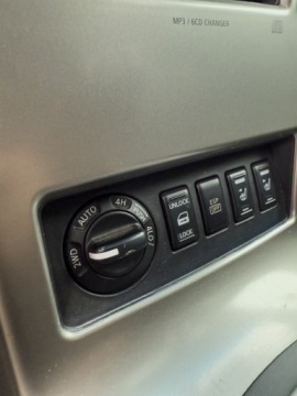 Nissan Pathfinder III 2007 NISSAN PATHFINDER 2,5, zdjęcie 8