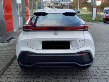 Toyota C-HR II SUV 1.8 Hybrid 140KM 2025 Od ręki - Comfort 1.8 Hybrid 140KM | Tempomat adaptacyjny!, zdjęcie 2