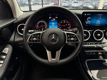 Mercedes GLC C253 SUV Facelifting 2.0 200d 163KM 2019 Mercedes-Benz GLC 200 d 4-Matic / Kamera cofania /, zdjęcie 13