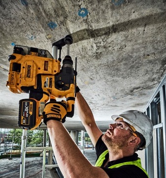 Дрель ударная 54В SDS+ 3.5j 2x9Ah DEWALT DCH335X2