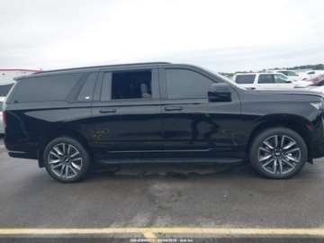 Cadillac Escalade III 2022 Cadillac Escalade Esv Sport 2022 6.2l 6.2 Benzyna 420KM, zdjęcie 6