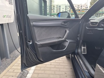 Cupra Leon II Hatchback Facelifting 1.5 eTSI MHEV 150KM 2026 Cupra Leon 1.5 eTSI 150 KM 7-biegowa automatyczna, zdjęcie 9