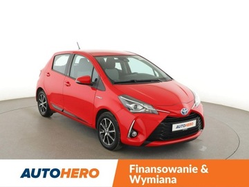Toyota Yaris III Hatchback 5d Facelifting 2017 1.5 Hybrid 100KM 2018 Toyota Yaris hybryda automat kamera klima-auto., zdjęcie 9