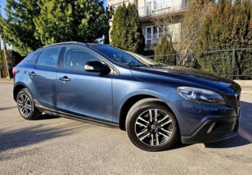 Volvo 2016 Volvo V40 Cross Country Volvo V40 Cross Country D2 Pro 2.0 Diesel 120KM, zdjęcie 1