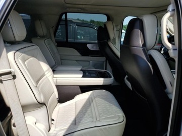 Lincoln Navigator III 2019 Lincoln Navigator 2019 Lincoln Navigator BLACK LABEL 3.5 Benzyna 450KM, zdjęcie 11
