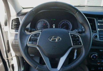 Hyundai Tucson III SUV 1.6 GDI 132KM 2016 Hyundai Tucson Hyundai Tucson 1.6 GDi 2WD Select 1.6 Benzyna 132KM, zdjęcie 29