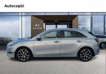 Kia Ceed III Hatchback Facelifting  1.5 T-GDI 160KM 2022 Kia Ceed 2022 1.5T-GDI 160KM 48V Business Line 100.426km Salon PL Bezwyp 1, zdjęcie 1
