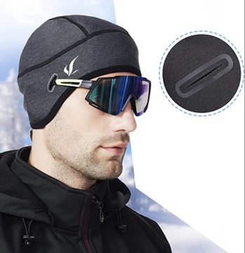 ШЕПА ДЛЯ ВЕЛОСИПЕДНОГО МОТОШЛЕМА С ОТВЕРСТИЕМ ДЛЯ ОЧКОВ