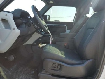 Land Rover Defender IV (L663) 2023 Land Rover Defender 2023r., 90 SE, od ubezpieczalni 3.0 Benzyna 395KM, zdjęcie 6