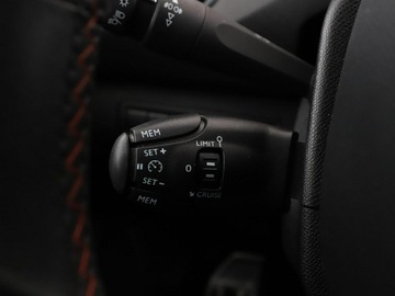 Peugeot 308 II Hatchback Facelifting 1.2 PureTech 130KM 2018 Peugeot 308 Automat Navi Klimatyzacja Kamera, zdjęcie 31