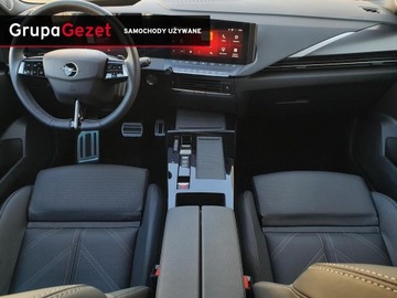 Opel Astra L Hatchback Plug-In 1.6 Turbo Plug-In Hybrid 180KM 2023 Opel Astra Ultimate 1.6 PHEV Plug-in Hybrid 180KM AT8 | Wyprzedaż Demo, zdjęcie 8