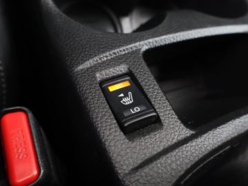 Nissan Qashqai II Crossover 1.2 DIG-T 115KM 2014 Nissan Qashqai 1.2 DIG-T, Salon Polska, Skóra, zdjęcie 16