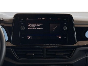 Volkswagen T-Roc I SUV Facelifting 1.5 TSI ACT 150KM 2022 Volkswagen T-Roc Bezwypadkowy Bogate wyposazenieGwarancja 1.5 Benzyna, zdjęcie 32