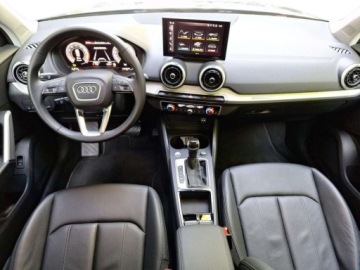 Audi Q2 SUV Facelifting 2.0 40 TFSI 190KM 2025 Audi Q2 FV, Audi Sound System, Pakiet Czern, Carplay, przygotowanie pod hak, zdjęcie 2