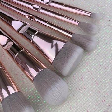 НАБОР ПРОФЕССИОНАЛЬНЫХ КИСТЕЙ ДЛЯ МАКИЯЖА 10 ШТ.