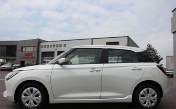 Suzuki Swift VII 1.2 DualJet mild Hybrid 82KM 2025 Suzuki Swift Kupuj Taniej. Auto jak nowe. 1.2 Hybryda 83KM, zdjęcie 7