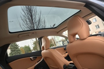 Volvo V40 II Hatchback Facelifting 2.0 D2 120KM 2018 VOLVO V40 INSCRIPTION PANORAMA SKÓRA AUTOMAT, zdjęcie 28