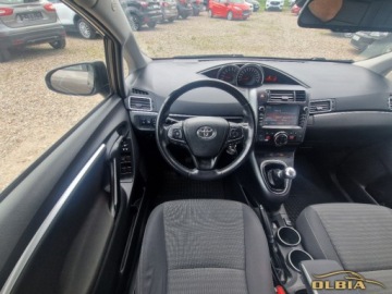Toyota Verso Minivan Facelifting 1.6 D-4D 112KM 2017 Toyota Verso Kamera Cofania, Tempomat, 1.6 Diesel 112KM, zdjęcie 4