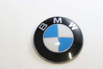 BMW E81 E87 E46 E90 ZNAK NA KAPOTA ORIGINÁLNÍ 8132375