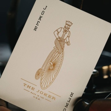 Фиолетовые карты монархов