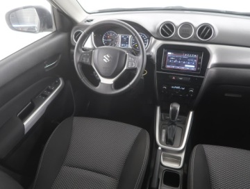 Suzuki Vitara III SUV 1.6 VVT 120KM 2017 Suzuki Vitara 1.6 VVT, Salon Polska, zdjęcie 6