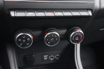 Renault Captur II Crossover 1.0 TCe 90KM 2021 Renault Captur 1.0 TCe, Salon Polska, Serwis ASO, zdjęcie 15