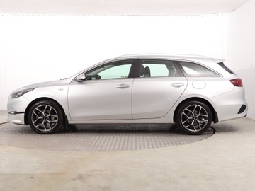 Kia Ceed III Kombi Facelifting 1.5 T-GDI 160KM 2022 Kia Ceed 1.5 T-GDI, Salon Polska, Serwis ASO, zdjęcie 2