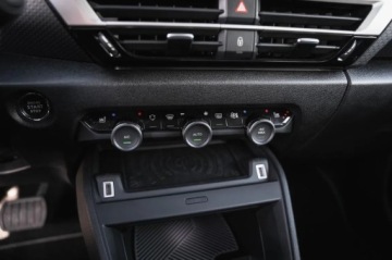 Citroen C4 IV 2025 Citroen C4 1.2 PureTech, Salon Polska, zdjęcie 17