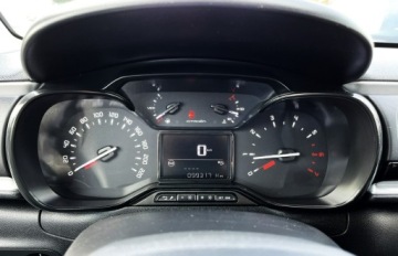 Citroen C3 III Hatchback Facelifting 1.2 PureTech 83KM 2021 Citroen C3 Bezwypadkowy/Samochód po serwisie LEDY, zdjęcie 16