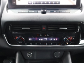 Nissan Qashqai III Crossover 1.3 DIG-T MHEV 158KM 2024 Nissan Qashqai 1.3 DIG-T MHEV, Salon Polska, zdjęcie 12