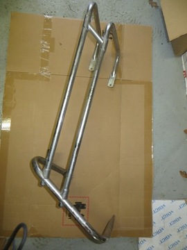 Harley Electra 1.6 08 крышка патрубков багажника