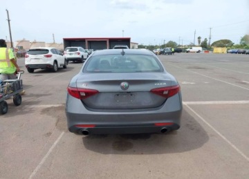 Alfa Romeo Giulia II 2017 Alfa Romeo Giulia 2017r., Ti Awd, 2L, od ubezpieczalni 2.0 Benzyna 284KM, zdjęcie 7