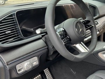 Mercedes GLE V167 SUV Facelifting 2.0 300d 269KM 2025 MERCEDES-BENZ GLE 300 d 4-Matic AMG Line 2.0 (269KM) 2025, zdjęcie 4
