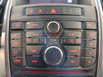 Opel Astra J Sports Tourer Facelifting 1.4 Turbo ECOTEC 140KM 2015 Opel Astra 1.4 turbo, Auto po dużym serwisie, zdjęcie 9