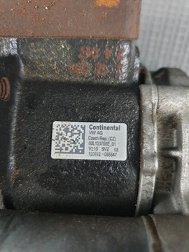03L130755E ČERPADLO PALIVA 1.6 TDI 77 2012 VW TOURAN (1T3)
