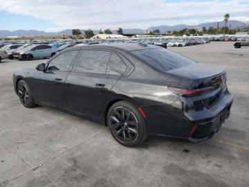 BMW Seria 7 G70 2024 BMW Seria 7 740i 2024 3.0l 3.0 Benzyna 375KM, zdjęcie 1